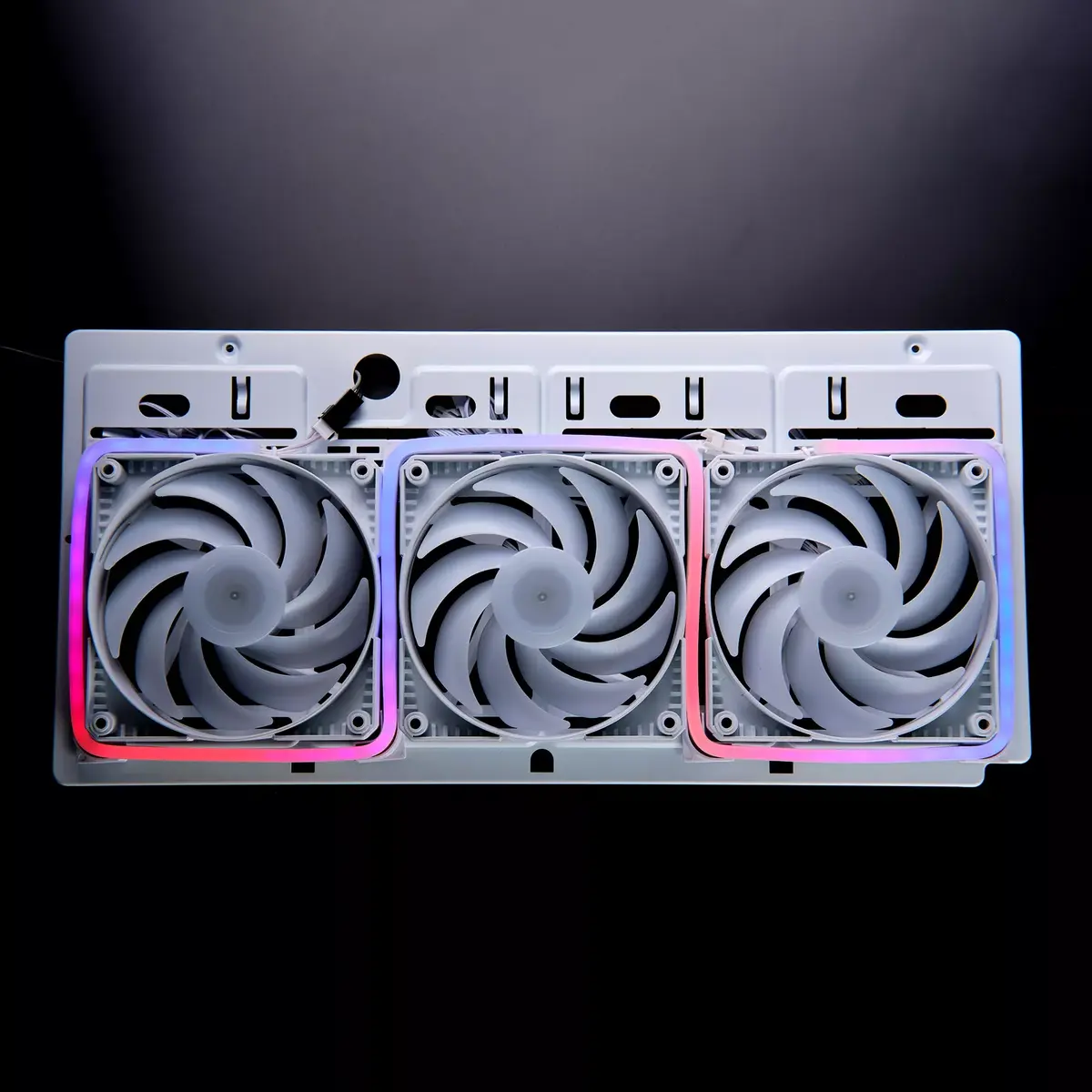 Phanteks PH-NELEDKT_M5_WT01 LED sloksne 550 mm Photo 4