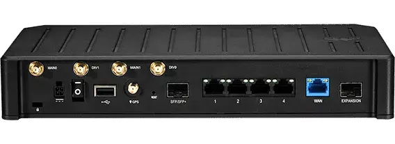 CradlePoint E300C-18B Wi‑Fi 6 router Photo 2