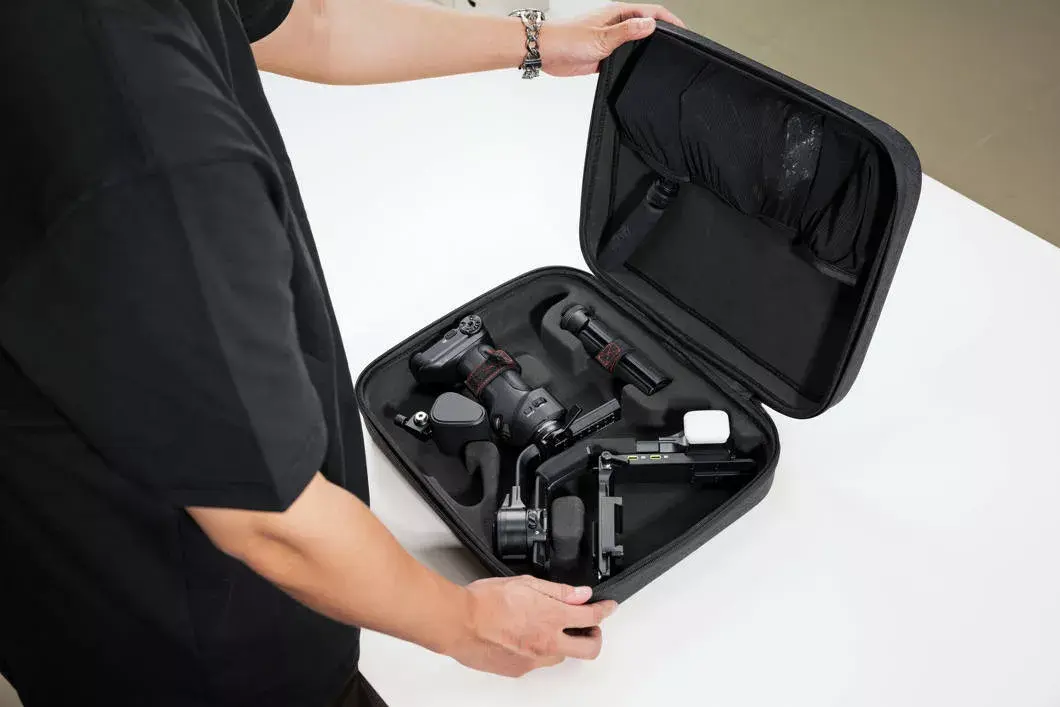 Zhiyun Crane 4 3-asu gimbals Photo 21