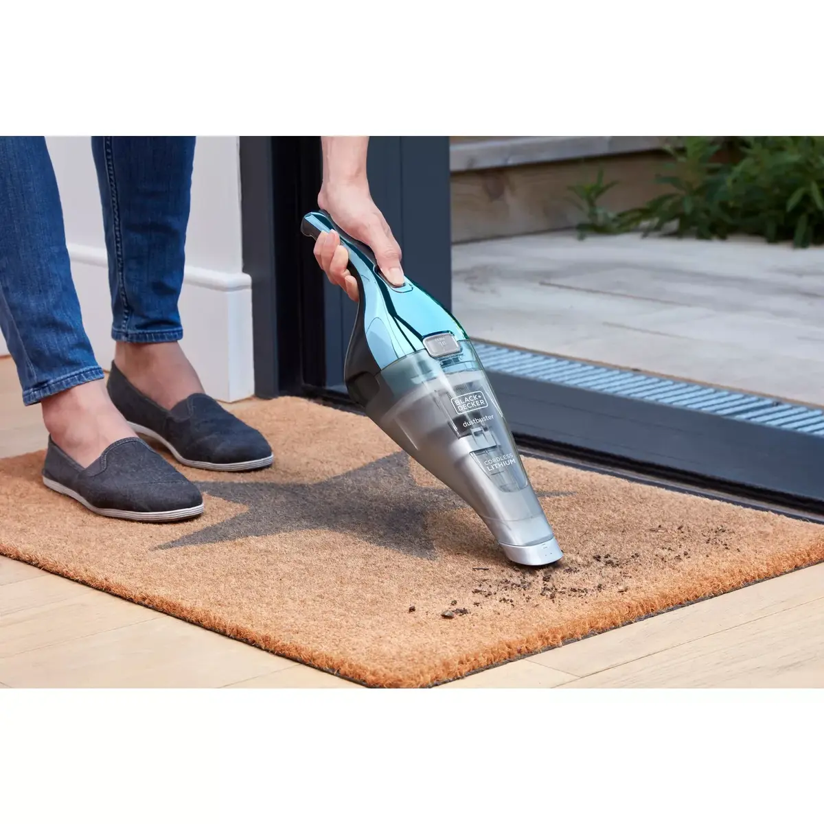 Портативный пылесос Black & Decker NVC220WBC-QW Photo 10