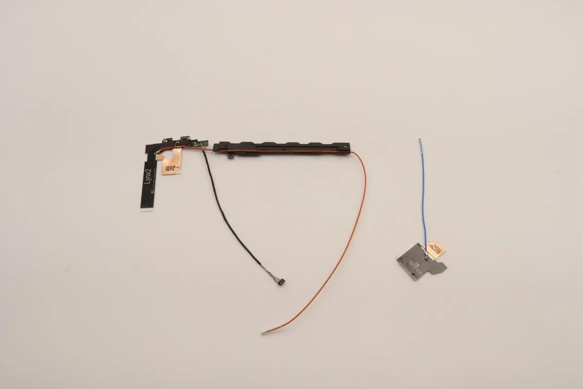 WWAN antenu komplekts Lenovo 5A30Z88213 —