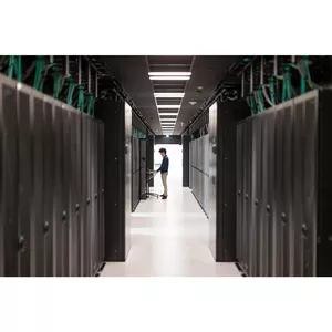 Pārvaldāms slēdzis HPE Aruba Networking 6200M L3 24x Gigabit Ethernet PoE
