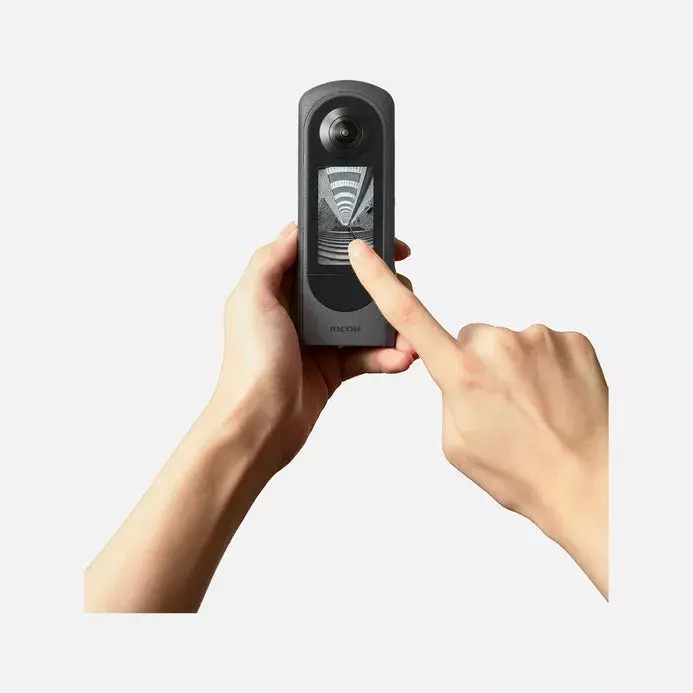 Ricoh Theta X 2023 360 kamera Photo 8