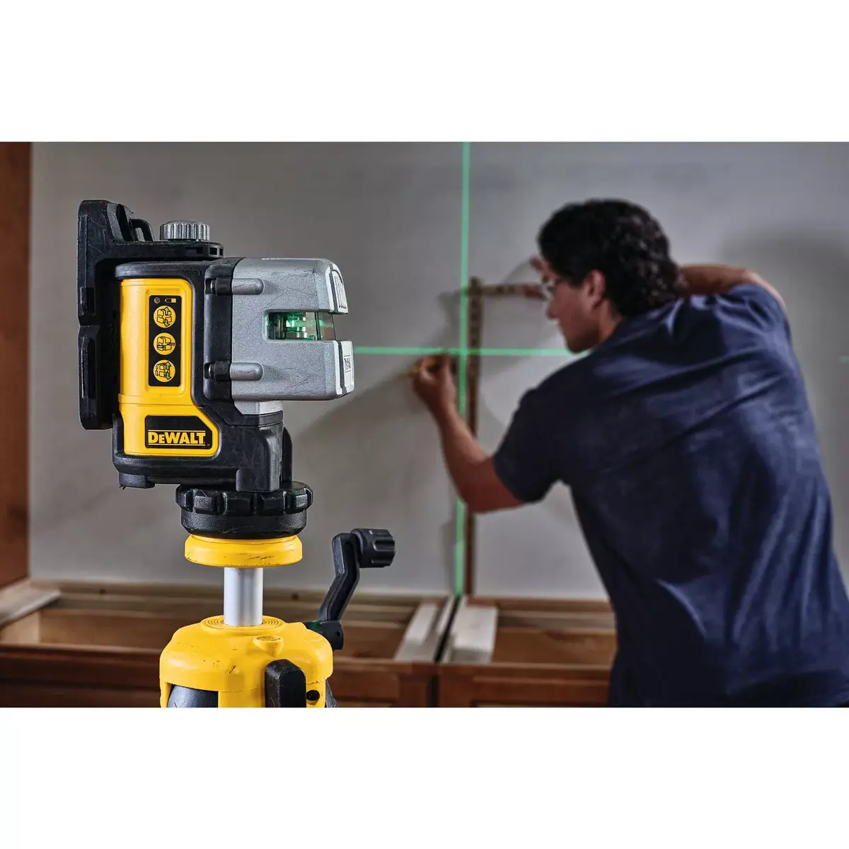 DeWalt DW089CG laser level Photo 4