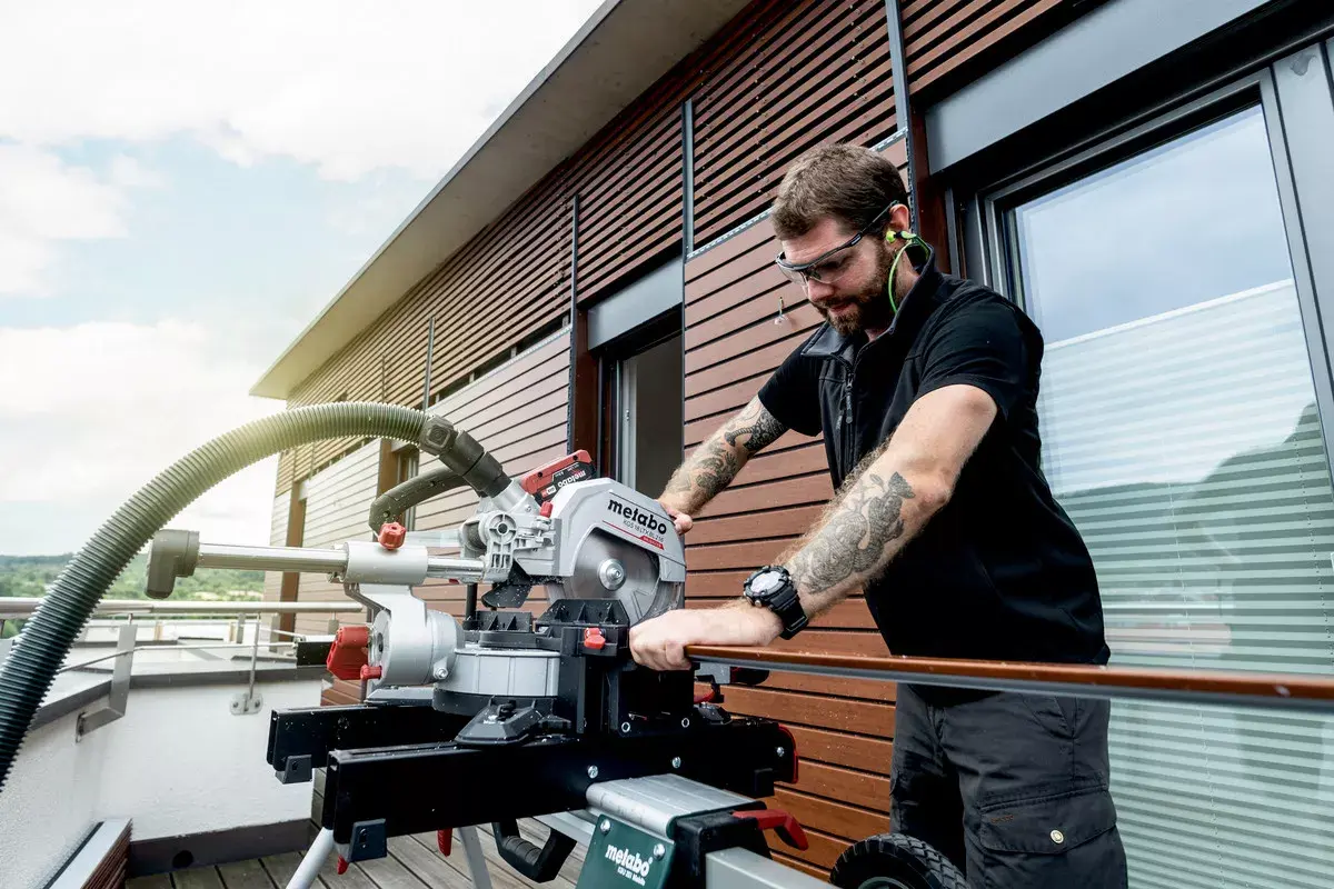 Пила Metabo KGS 18 LTX BL 216 Photo 2