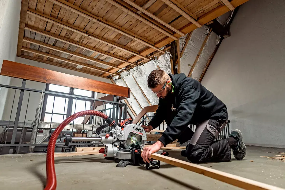 Пила Metabo KGS 18 LTX BL 216 Photo 3