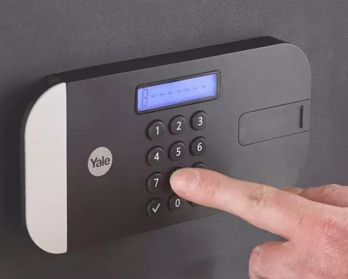 Freestanding safe Yale YSEM/250/EG1 Photo 3