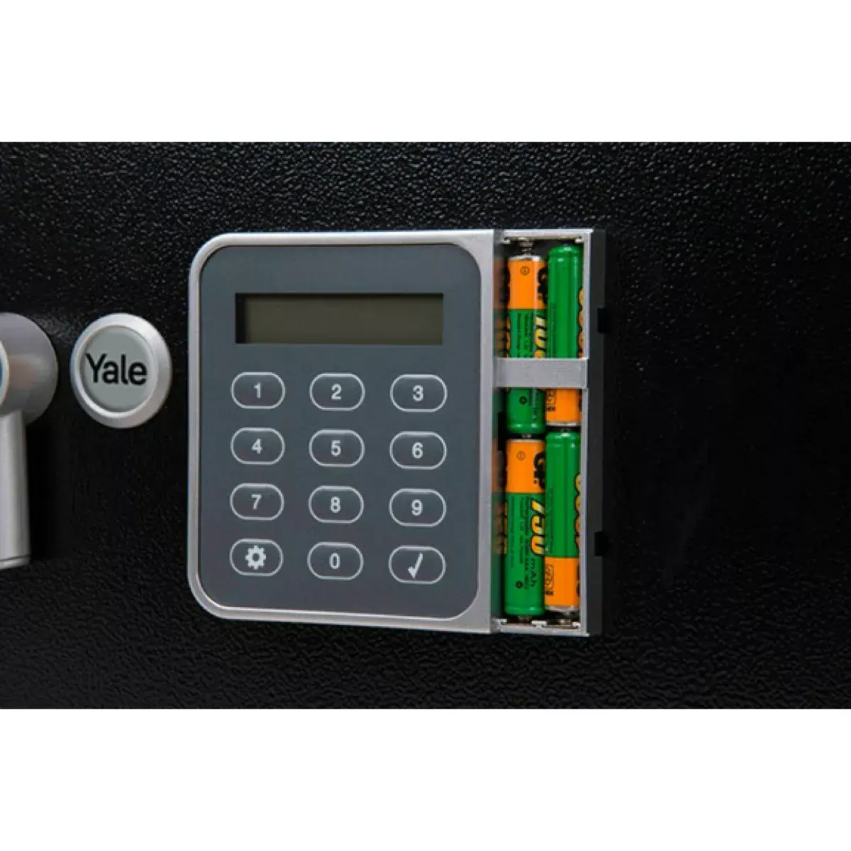 Yale YSG/250/DB2 freestanding safe Photo 9