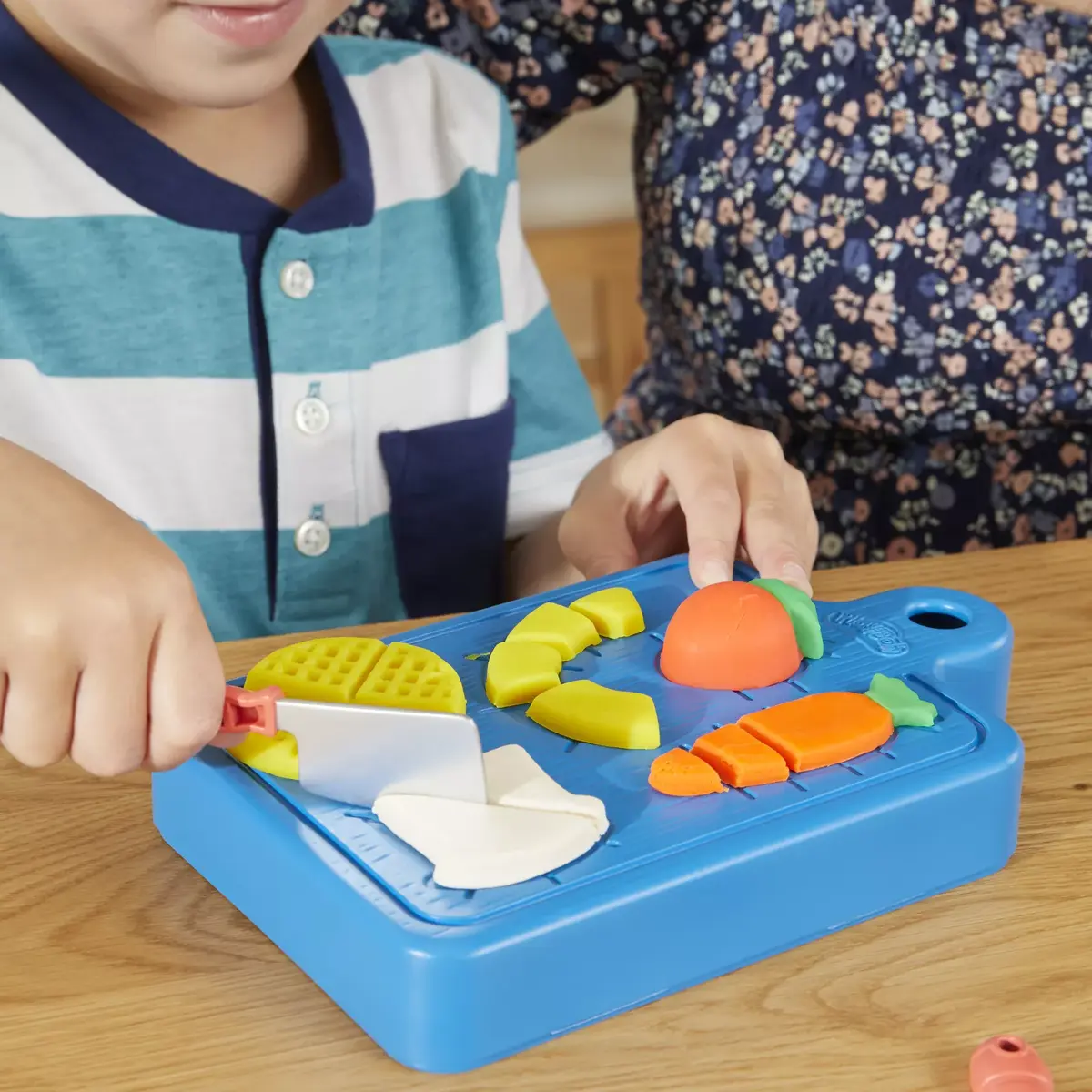 Игровой набор Play-Doh Little Chef Starter Set Photo 2