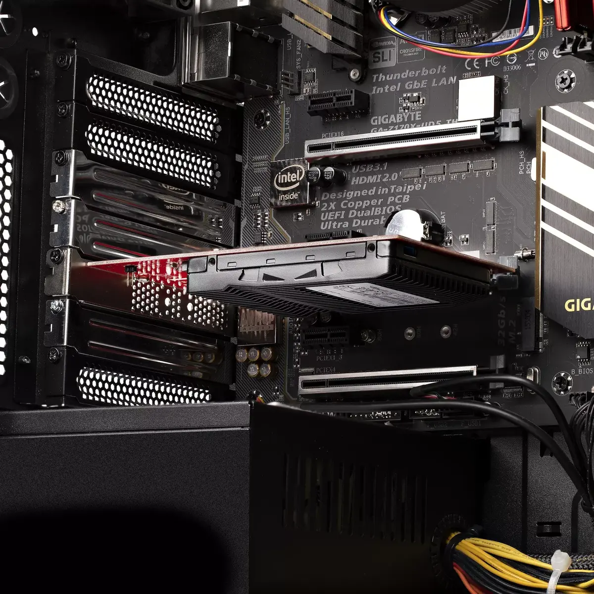 U.3 uz PCIe adaptera karte StarTech.com SFF-TA-1001 Photo 8