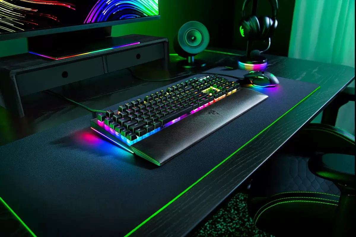 Клавиатура Razer BlackWidow V4 Photo 5