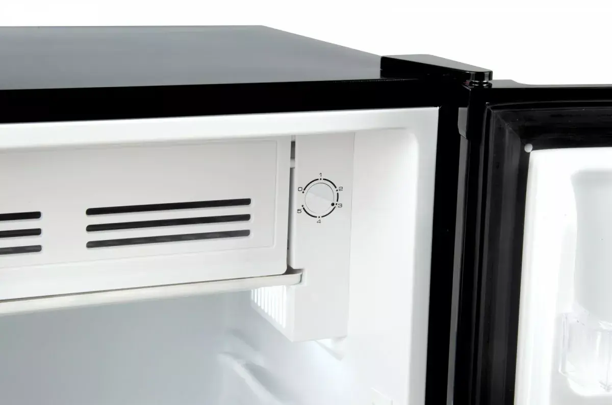 Refrigerator Luxpol LCP-85C Photo 4