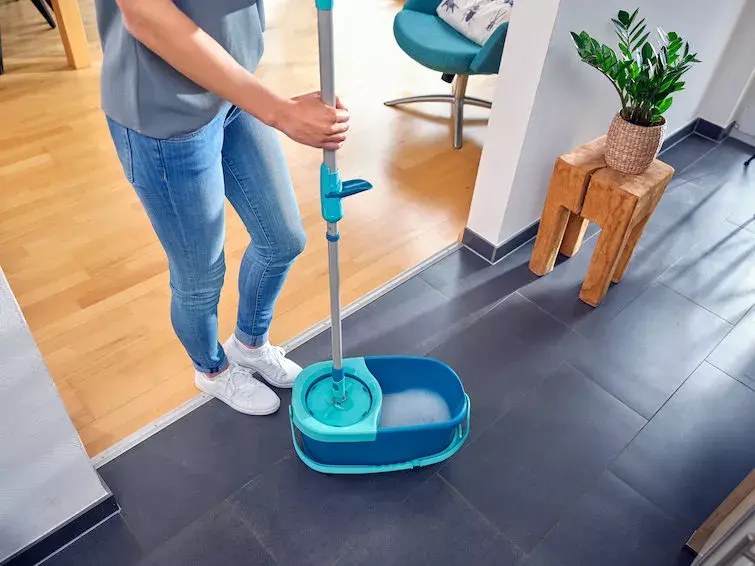 Система мытья полов Leifheit CLEAN TWIST Ergo Disc Mop Set Photo 3