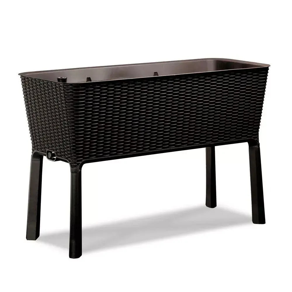Keter Easy Grow Rattan Waves self-watering planter Photo 6
