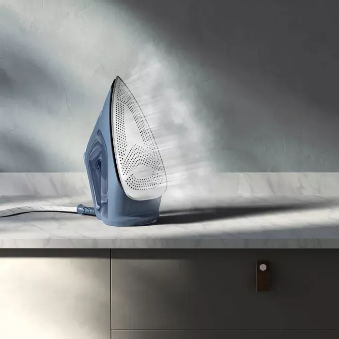 Утюг с паром Electrolux E7SI1-8DB Photo 4