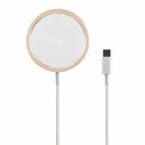 Wireless Charger GUESS GUCBMSLRD 15W MagSafe Gold — wireless charging pad for compatible devices