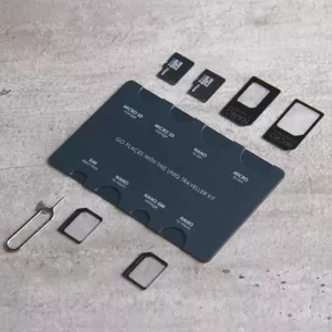 UNIQ Sim Adapter Traveller Kit 7in1 organiser