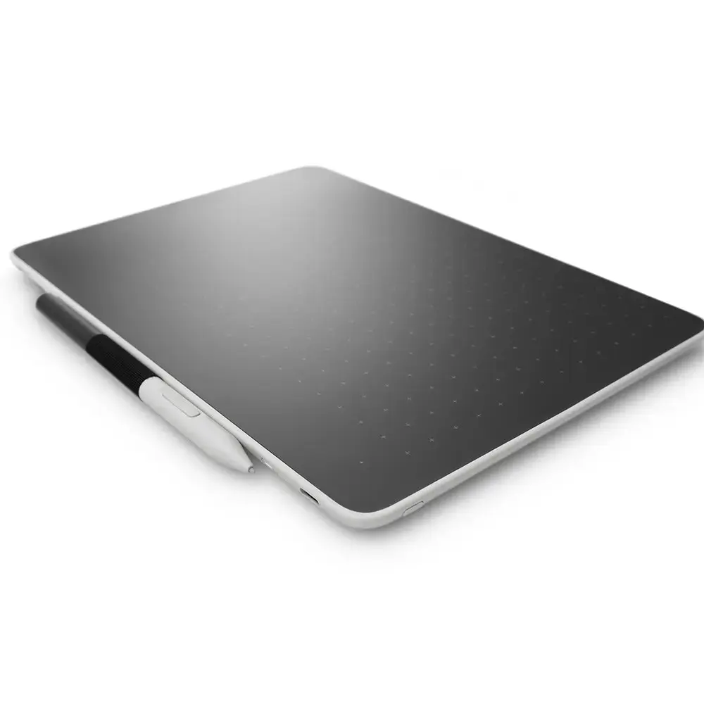 Графический планшет Wacom Intuos One Small Photo 4