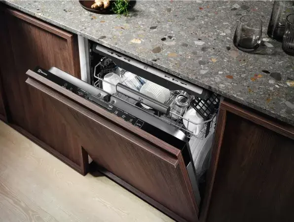 Iebūvējamā trauku mazgājamā mašīna Electrolux Serie 700 EEG68600W Photo 8