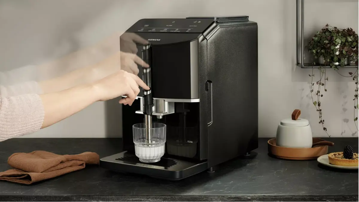 Espresso machine Siemens 1.4 L EQ.300 TF301E19 Photo 3