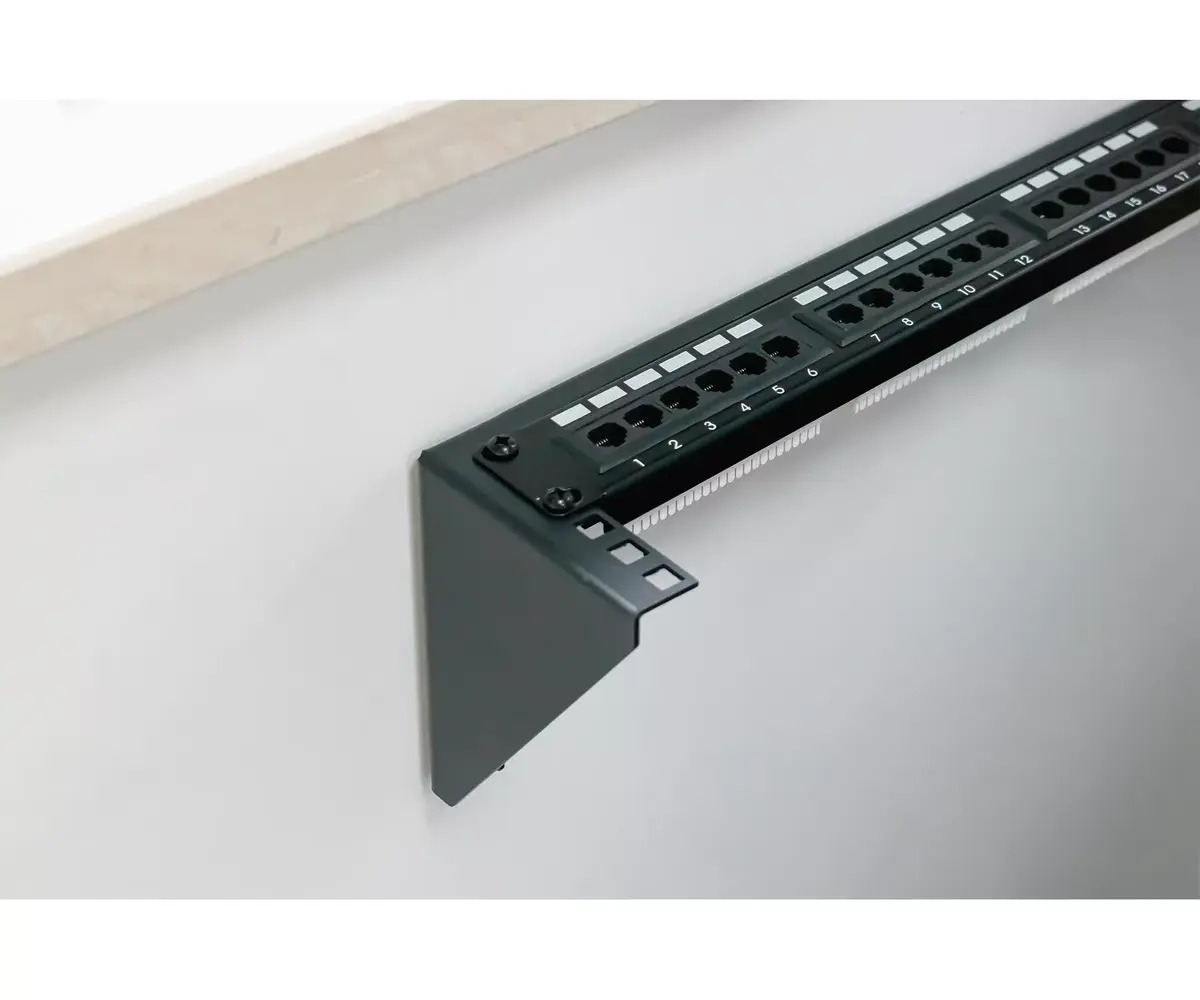 Кронштейн для настенного монтажа оборудования 19 дюймов Digitus 6U Photo 2