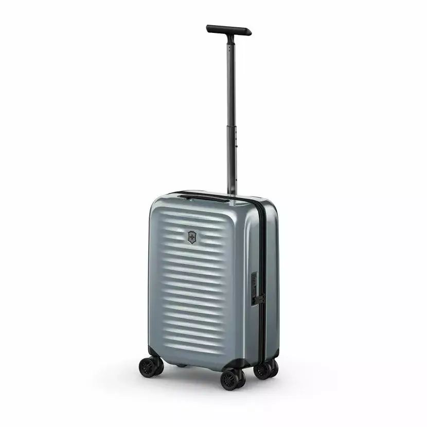 Троллейный чемодан Victorinox Airox Global Hardside Photo 16