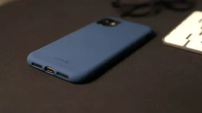 Силиконовый чехол SWISSTEN Soft Joy для iPhone 15 Pro Max Photo 3