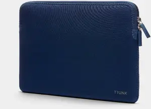 trunk sleeve for 13-inch MacBook Pro & Air (2022) TR-ALSPA13-NAV — durable, lightweight