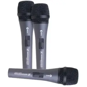 Vokālais dinamiskais mikrofons komplekts Sennheiser E835-S — 3× E 835 S, kardioīda, ar ieslēgšanas/izslēgšanas slēdzi, ietver mikrofona turētājus un somas
