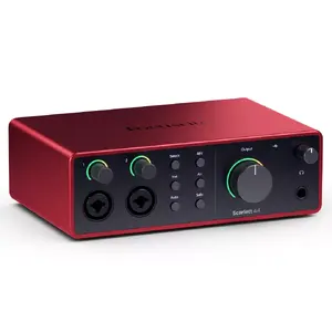 Audio interfeiss Focusrite Scarlett 4i4 4. paaudze — 4 ieejas / 4 izejas USB, 2 mikrofona priekšpastiprinātāji