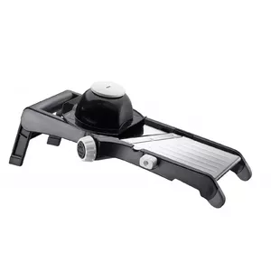 Food slicer GEFU VOLARI G-89429 with stainless steel blades, adjustable slice 1–9 mm, technopolymer body, non-slip feet