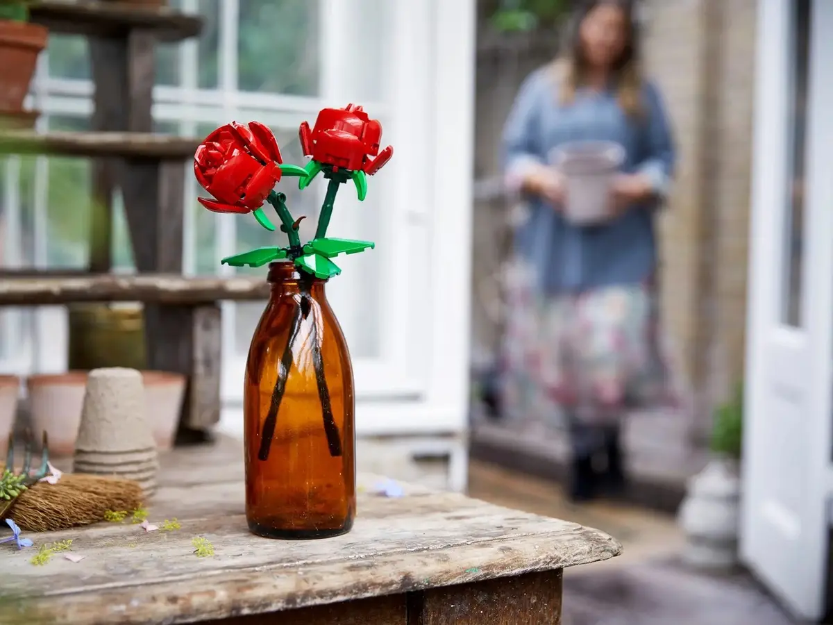 LEGO 40460 Iconic Roses конструктор Photo 10