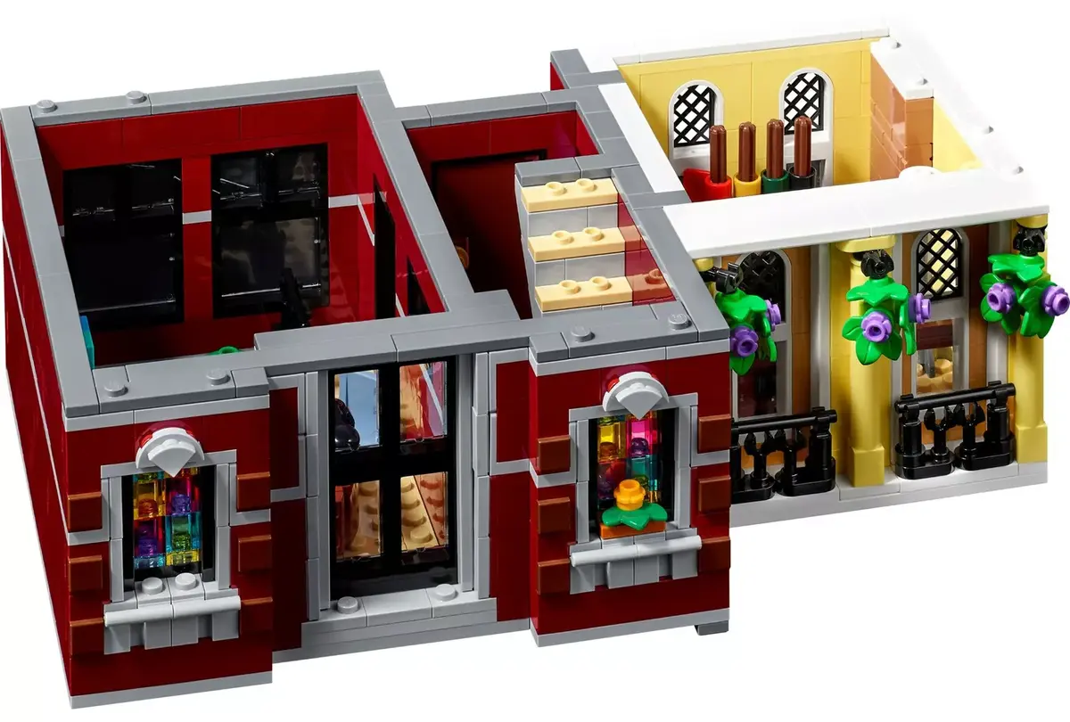 LEGO Icons Jazz Club 10312 modular building set Photo 6