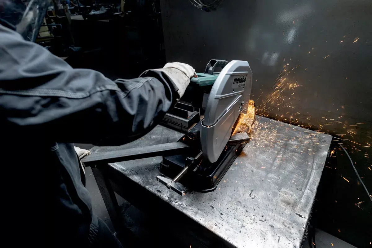 Metabo CS 24-355 S дисковая пила 2400 Вт Photo 3