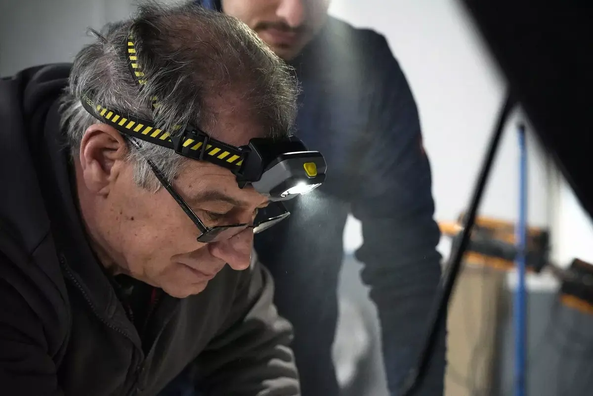 Nodokļu lampa Ledlenser HF6R Work Photo 8
