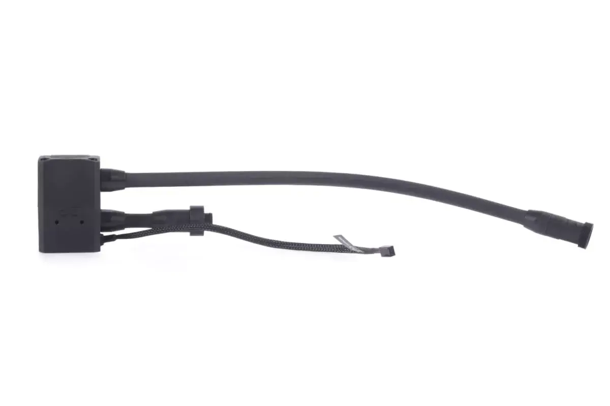Alphacool 15388 водоблок (нейлон, 50.6×50.6×77 мм) Photo 2