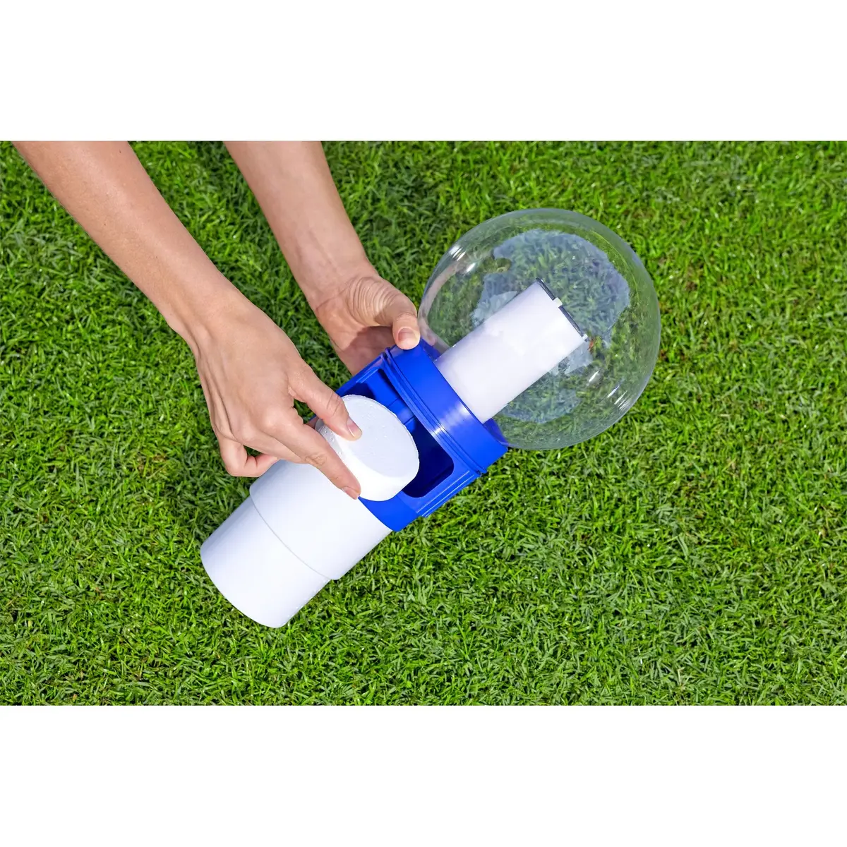 Chlorine dispenser Bestway Flowclear SolarSphere LED Photo 16