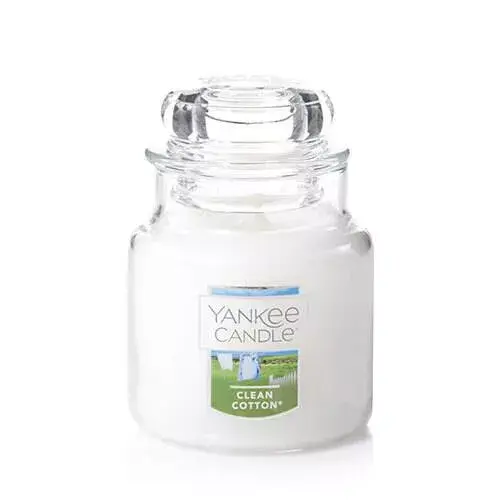 Свеча Yankee Candle Clean Cotton Small Jar Photo 1