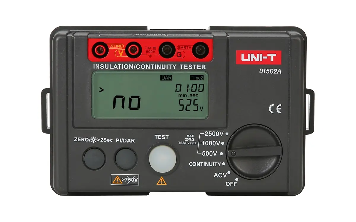 Izolācijas pretestības mērītājs Uni-T UT-502A —