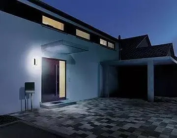 Steinel L 30 Outdoor Wall Lamp with Sensor Photo 3