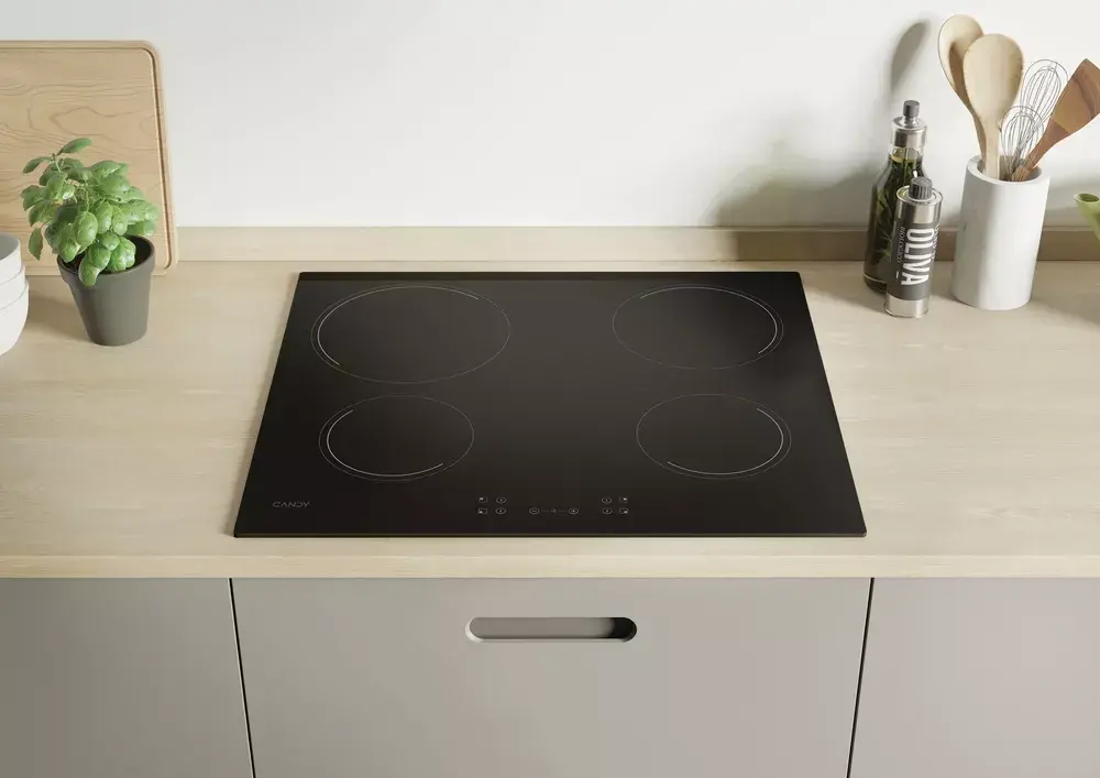 CANDY CH64CCB/4U2 ceramic hob — 4 zones Photo 3