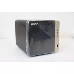 QNAP TS-464-8G 4-отсечный настольный сетевой накопитель Intel Celeron N5105/N5095 8 ГБ ОЗУ SATA 6Gb/s Восстановленный без оригинальной упаковки