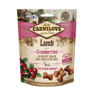 Dog training treats CARNILOVE Lamb with Cranberries Universal 200 g — adult dogs, protein 30%, fat 10%, gluten- and soy-free