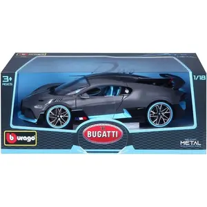 Модель автомобиля Bburago Bugatti Divo 1:18, литьё под давлением, готовая к показу, серый