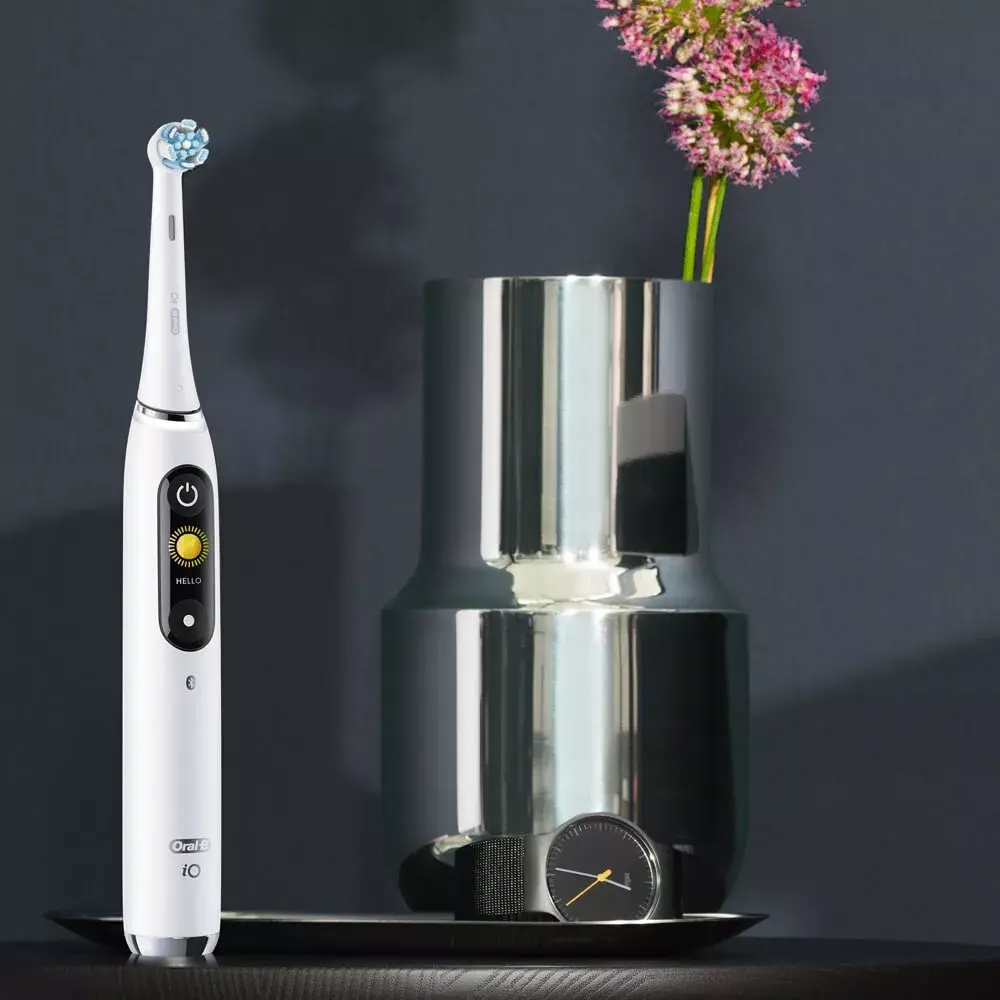 Electric toothbrush BRAUN Oral‑B iO9 Series Photo 4