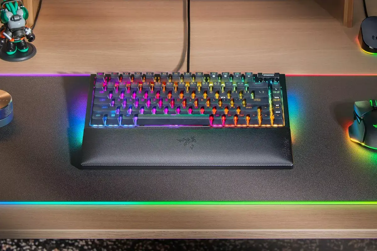 Клавиатура Razer BlackWidow V4 Photo 2