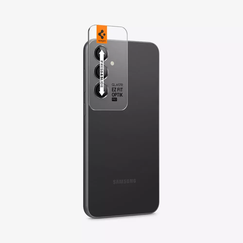 Защитное стекло Spigen AGL06987 Photo 3