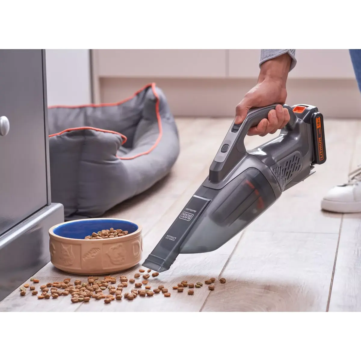Ручной пылесос Black & Decker BCHV001B Photo 9