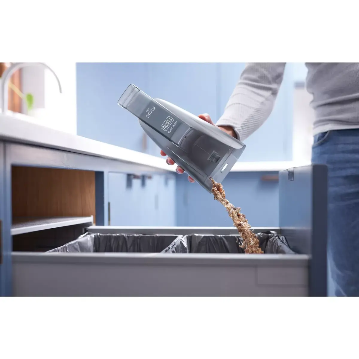 Ручной пылесос Black & Decker BCHV001B Photo 12