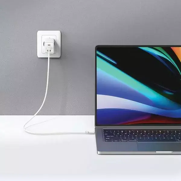 Сетевое зарядное usams CC180TC01 2×USB‑C 1×USB 65W Photo 6
